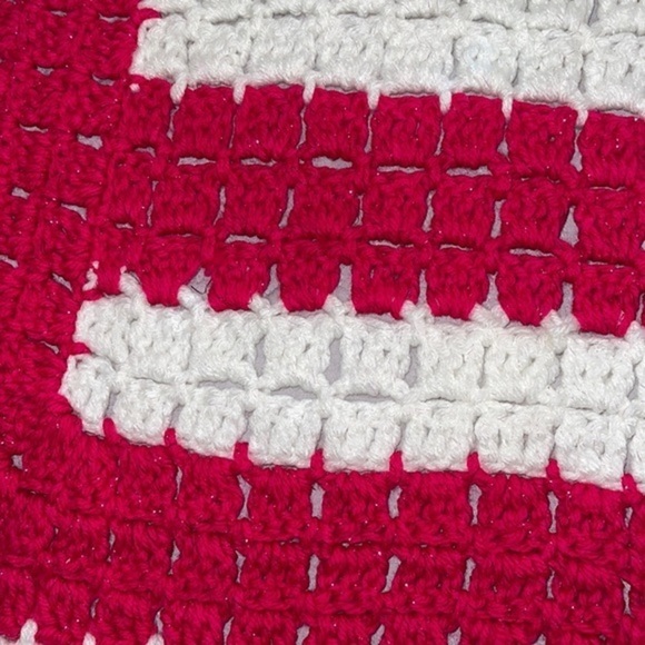 24”x26 1/2” granny square lap blanket - Picture 2 of 2